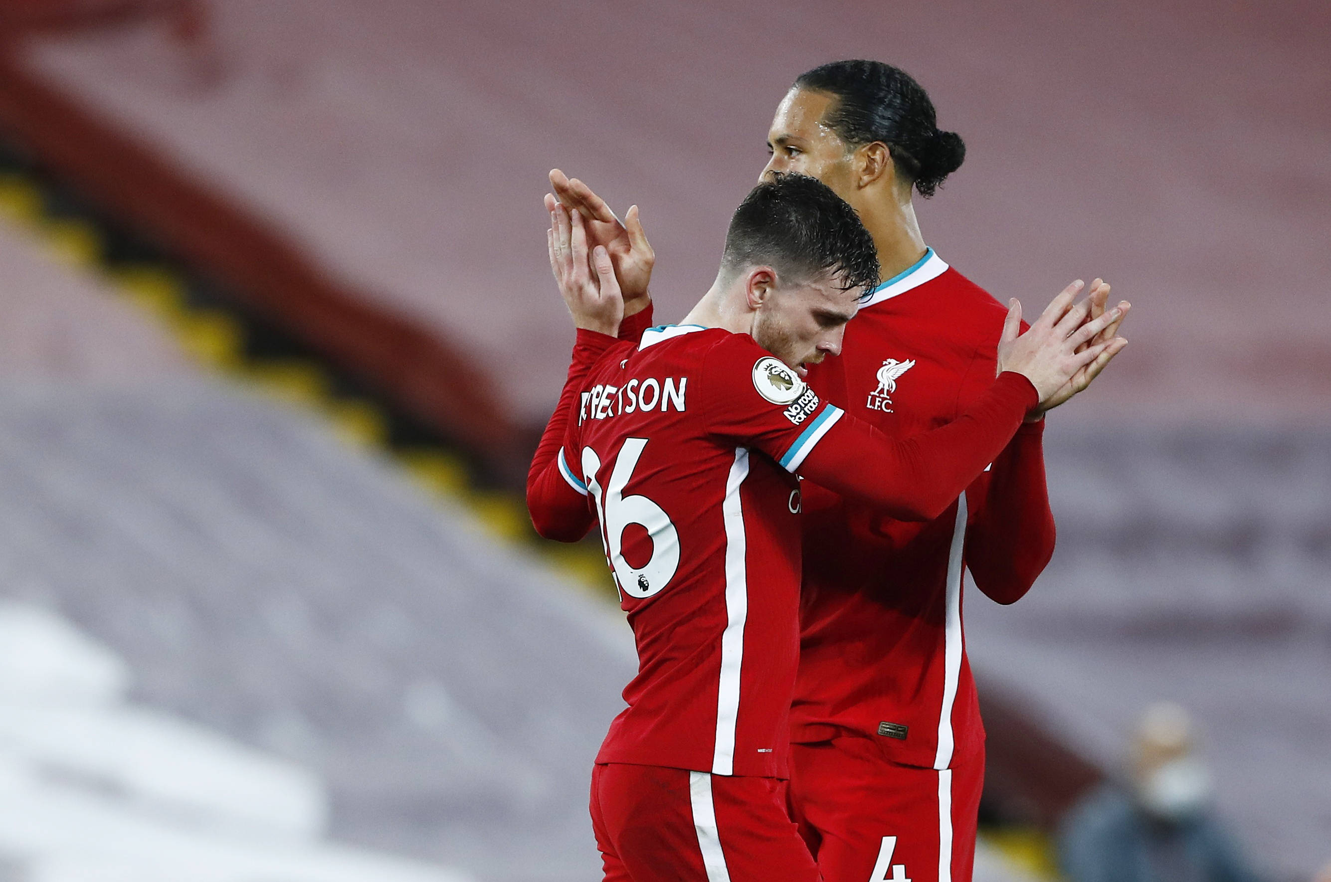 滕哈格要求再买四五人，罗尔费斯：他可能比阿隆索更直言不讳.