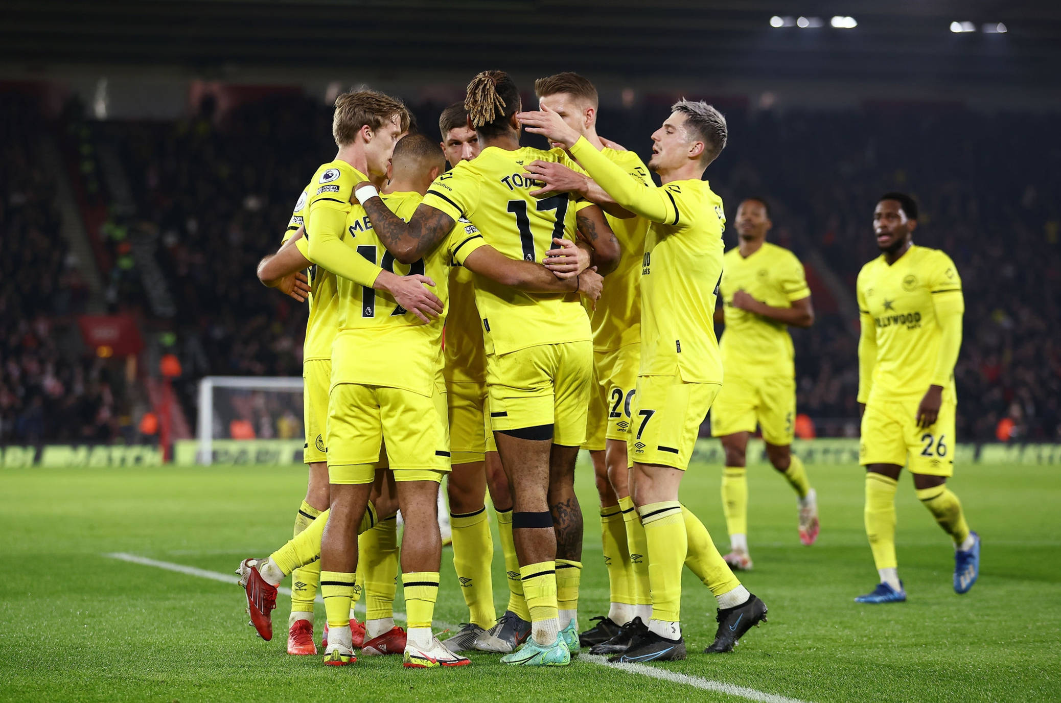 表现至关重 表现至关重