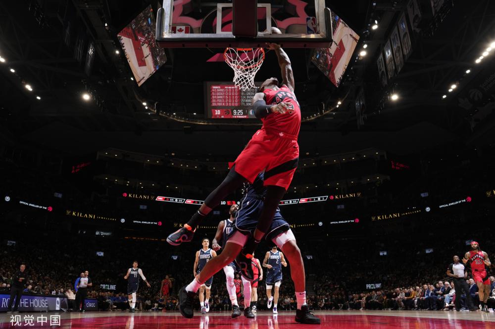 从而表现更 从而表现更